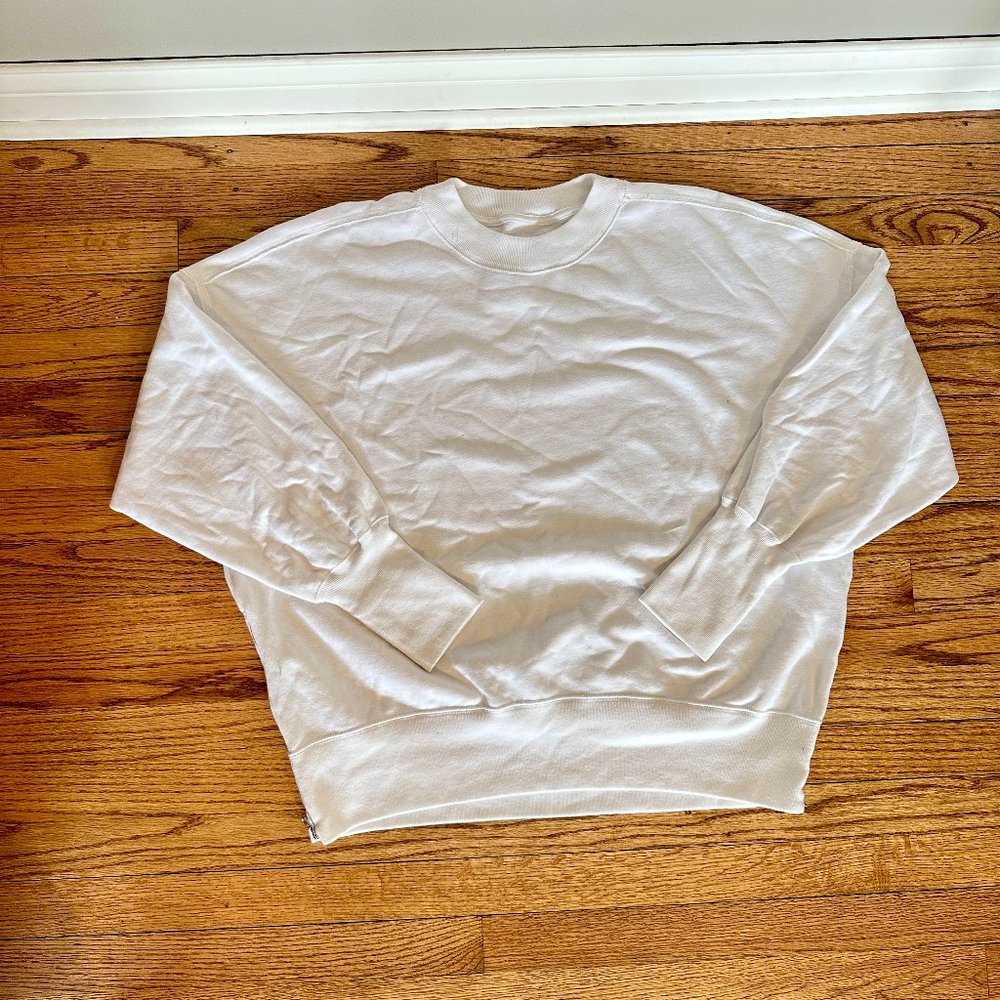Abercrombie Oversized Crewneck | White Crewneck Large